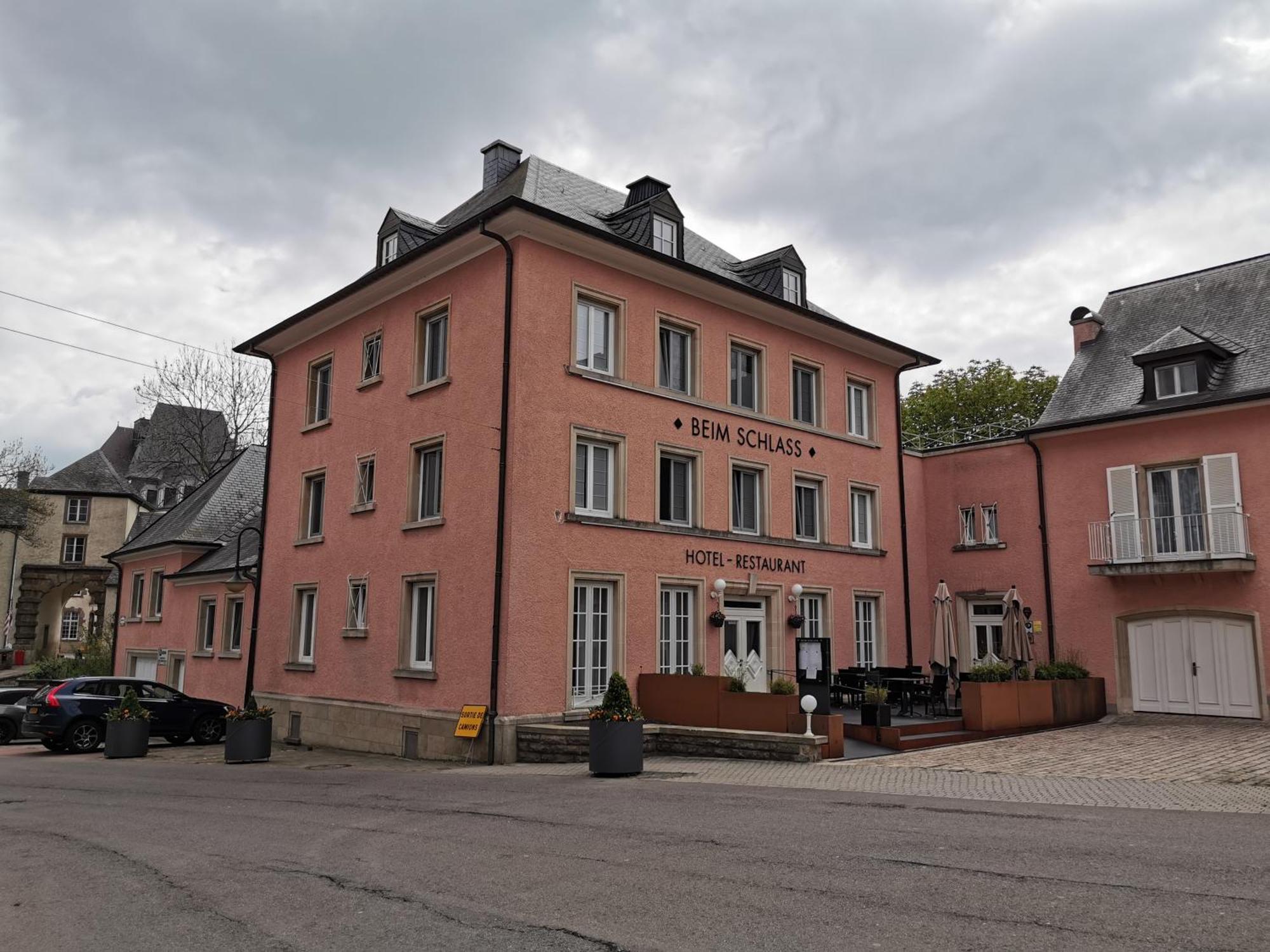 Hotel-Restaurant Beim Schlass Wiltz Ngoại thất bức ảnh
