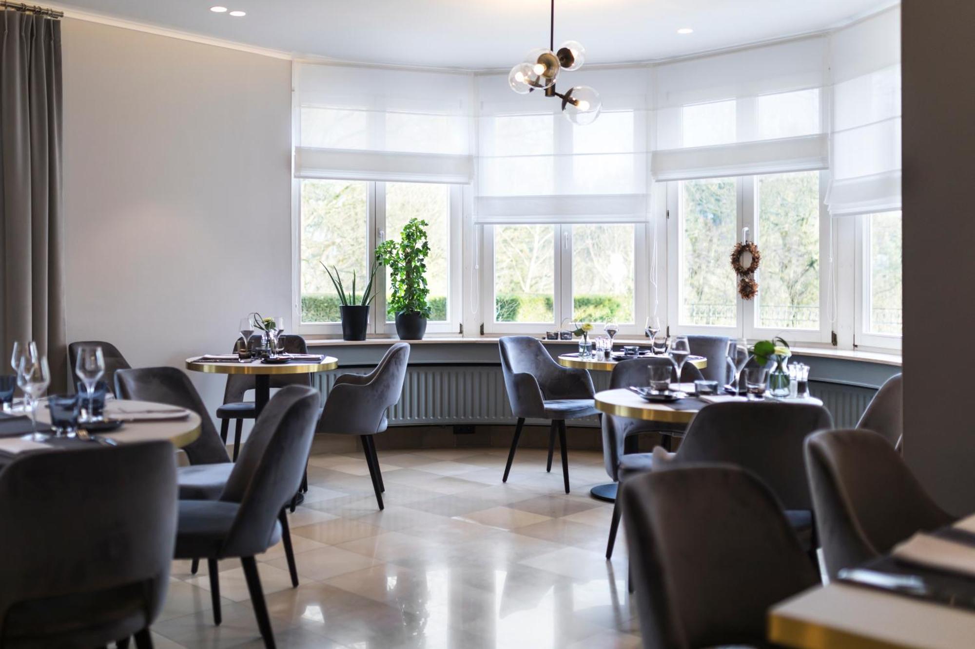 Hotel-Restaurant Beim Schlass Wiltz Ngoại thất bức ảnh